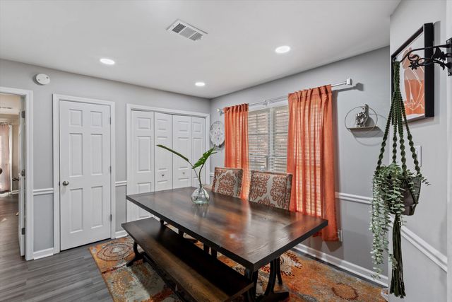 3585 BISHOPS GATE DR, Memphis, TN 38115