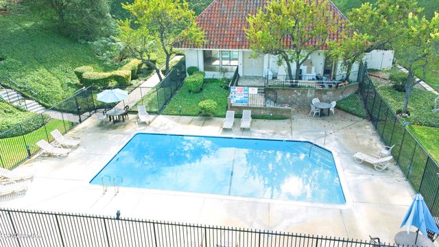 607 Valley Oak Lane, Newbury Park, CA 91320