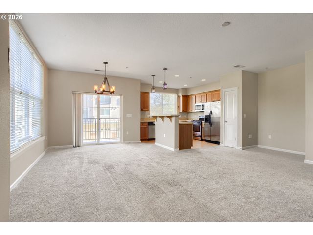 103 Ne CANVASBACK Way 203, Hillsboro, OR 97006