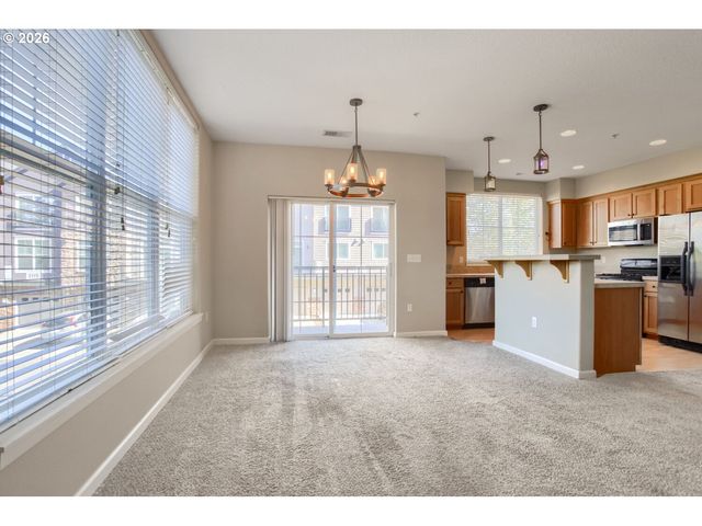 103 Ne CANVASBACK Way 203, Hillsboro, OR 97006
