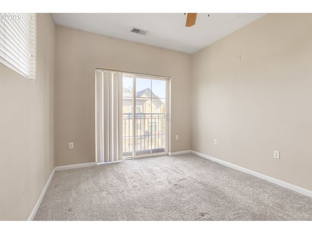 103 Ne CANVASBACK Way 203, Hillsboro, OR 97006