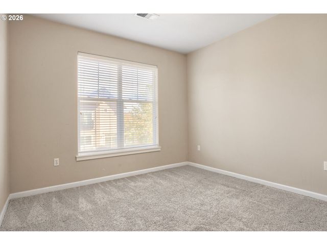 103 Ne CANVASBACK Way 203, Hillsboro, OR 97006