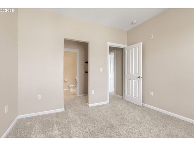 103 Ne CANVASBACK Way 203, Hillsboro, OR 97006
