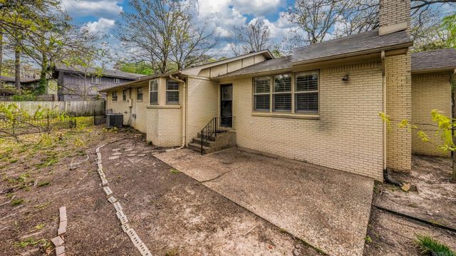 2810 Breckenridge Drive, Little Rock, AR 72227