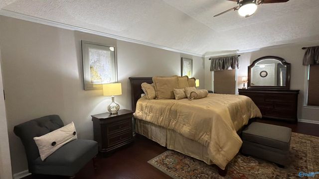 2302 Shelburne Avenue SW, Decatur, AL 35603