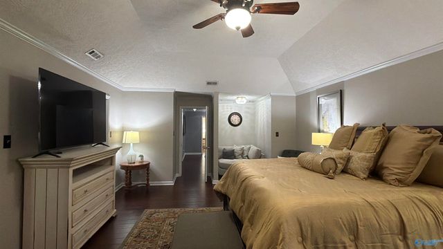 2302 Shelburne Avenue SW, Decatur, AL 35603