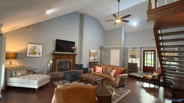 2302 Shelburne Avenue SW, Decatur, AL 35603