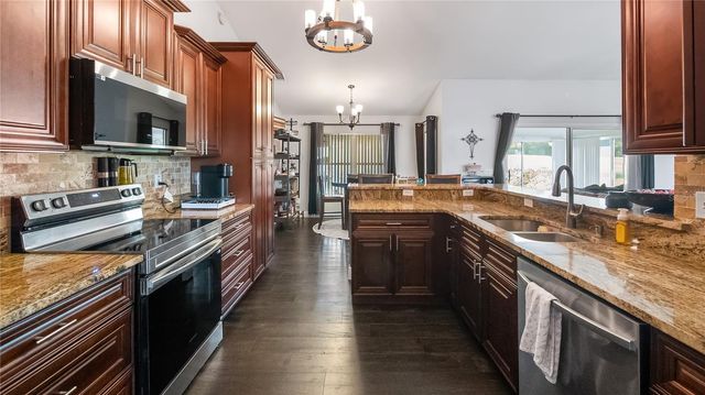 8925 PEBBLE BEACH PLACE, Clermont, FL 34711