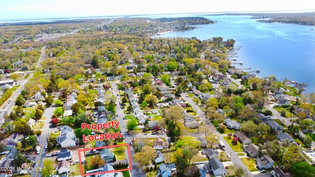 10 Fairway Drive, Toms River, NJ 08753