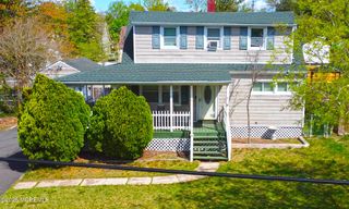 10 Fairway Drive, Toms River, NJ 08753