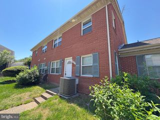9557 HAGEL CIR #B, Lorton, VA 22079
