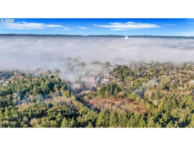 875 Nw SKYLINE Blvd, Portland, OR 97229