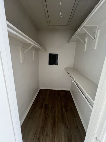 5750 Phoenix Drive 24, Dallas, TX 75231