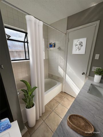 5750 Phoenix Drive 24, Dallas, TX 75231