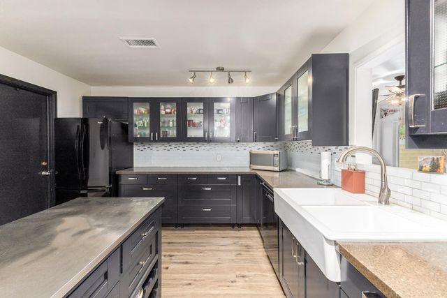 617 E Ellis Drive, Tempe, AZ 85282