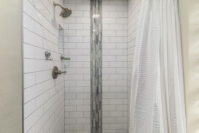 617 E Ellis Drive, Tempe, AZ 85282