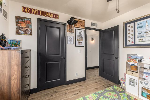 617 E Ellis Drive, Tempe, AZ 85282