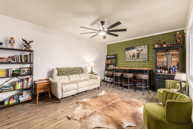 617 E Ellis Drive, Tempe, AZ 85282