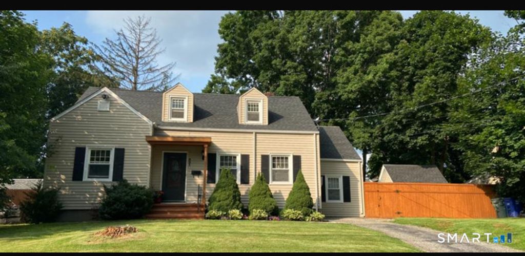 321 Evers Street, Bridgeport, CT 06610