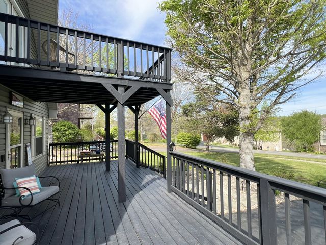 56 Lily Creek Court, Jamestown, KY 42629