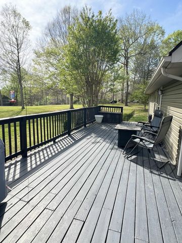 56 Lily Creek Court, Jamestown, KY 42629