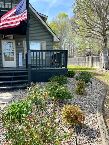 56 Lily Creek Court, Jamestown, KY 42629