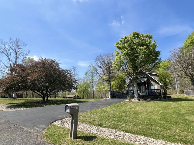 56 Lily Creek Court, Jamestown, KY 42629