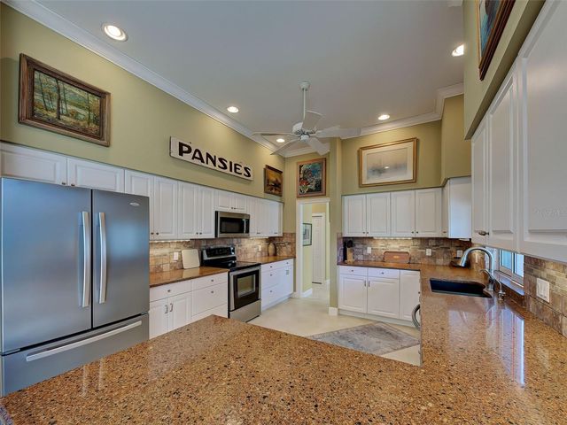 16 GULF MANOR DRIVE, Venice, FL 34285