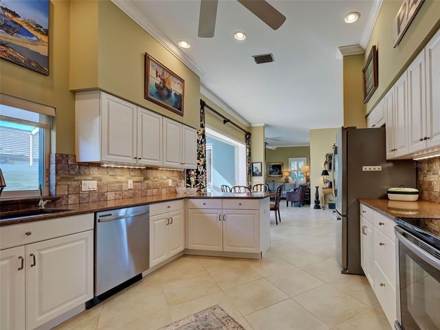 16 GULF MANOR DRIVE, Venice, FL 34285