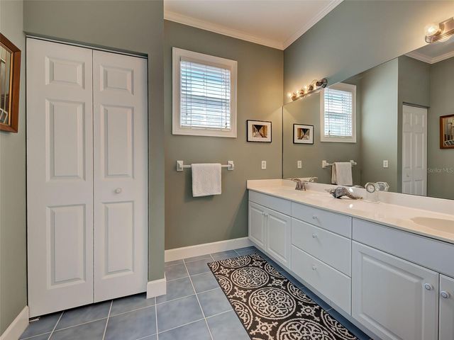 16 GULF MANOR DRIVE, Venice, FL 34285