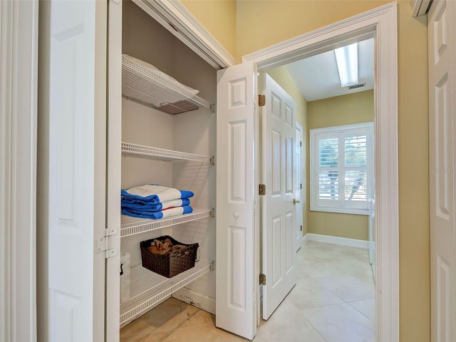 16 GULF MANOR DRIVE, Venice, FL 34285