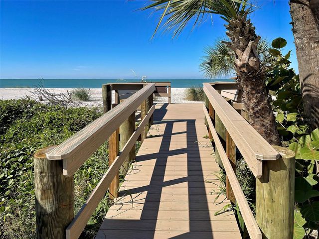 16 GULF MANOR DRIVE, Venice, FL 34285