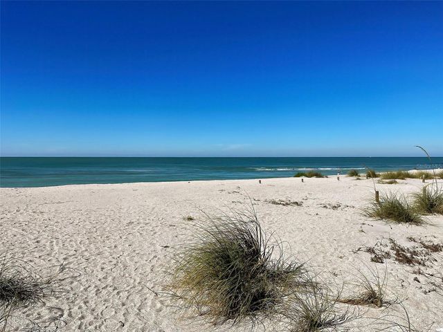 16 GULF MANOR DRIVE, Venice, FL 34285