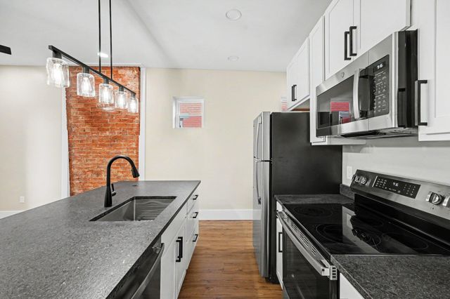 218 W 5th Street, Covington, KY 41011