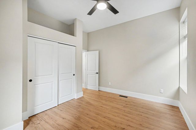 218 W 5th Street, Covington, KY 41011