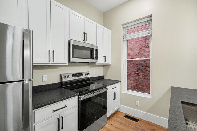218 W 5th Street, Covington, KY 41011