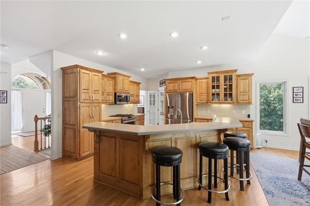 14440 NW 64th Terrace, Parkville, MO 64152