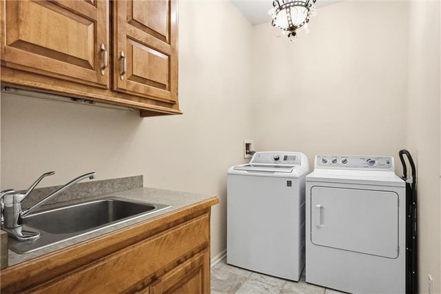 14440 NW 64th Terrace, Parkville, MO 64152