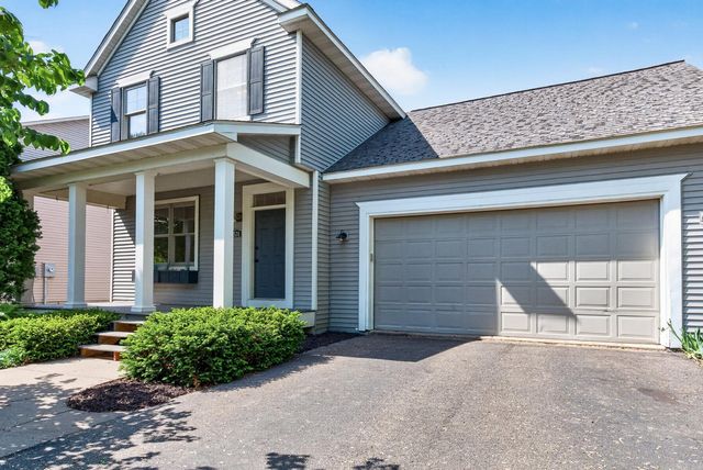 11374 Balsam Way, Woodbury, MN 55129