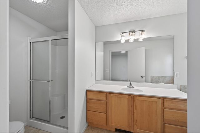 11374 Balsam Way, Woodbury, MN 55129