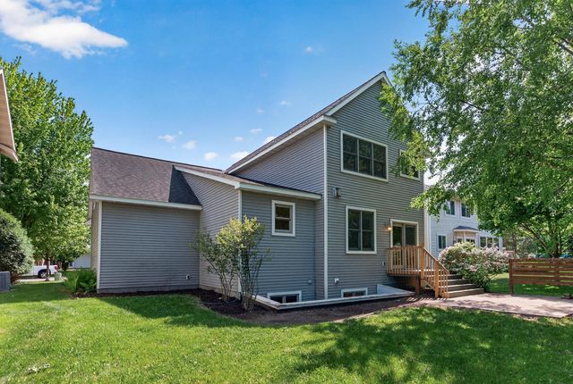 11374 Balsam Way, Woodbury, MN 55129