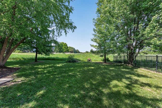 11374 Balsam Way, Woodbury, MN 55129