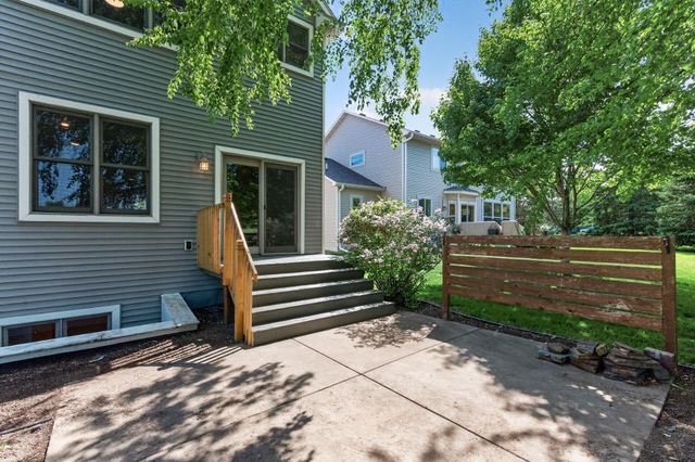 11374 Balsam Way, Woodbury, MN 55129
