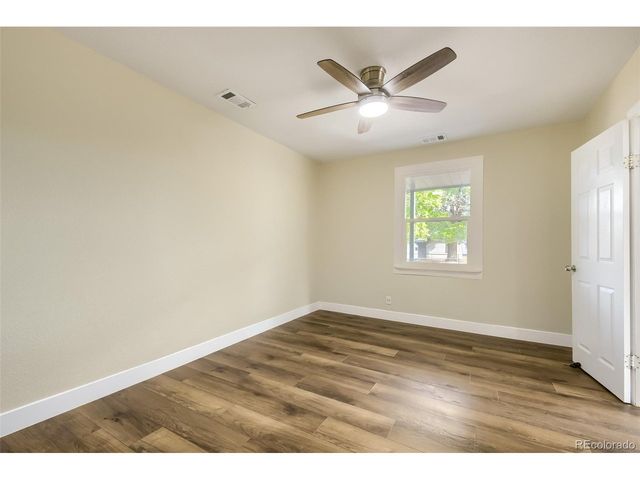 321 Stuart St, Denver, CO 80219