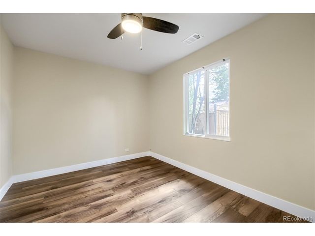 321 Stuart St, Denver, CO 80219