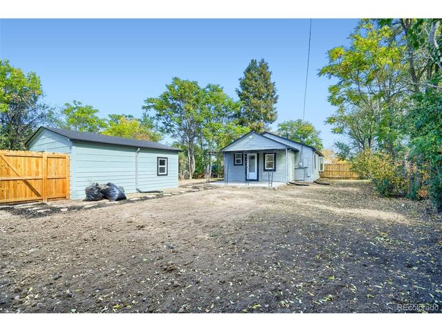 321 Stuart St, Denver, CO 80219
