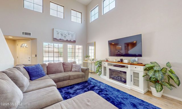 6161 N Integrity Drive, Tucson, AZ 85704