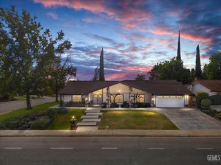 4815 Panorama Drive, Bakersfield, CA 93306