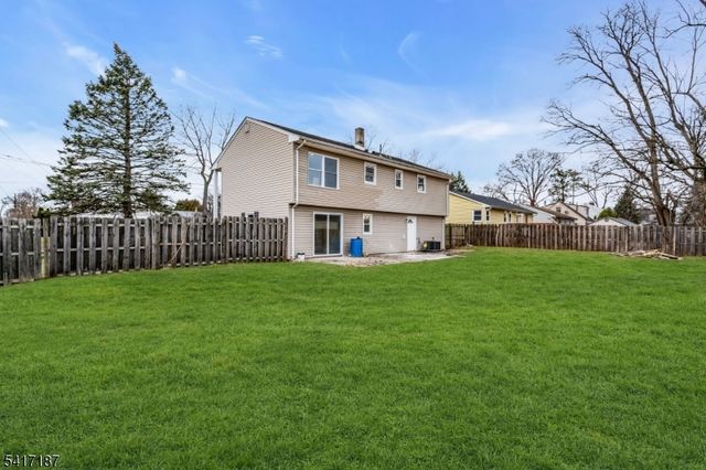 525 Trinity St, Plainfield City, NJ 07063