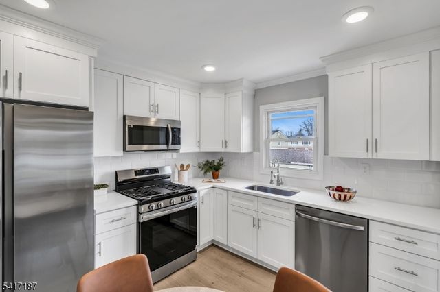 525 Trinity St, Plainfield City, NJ 07063